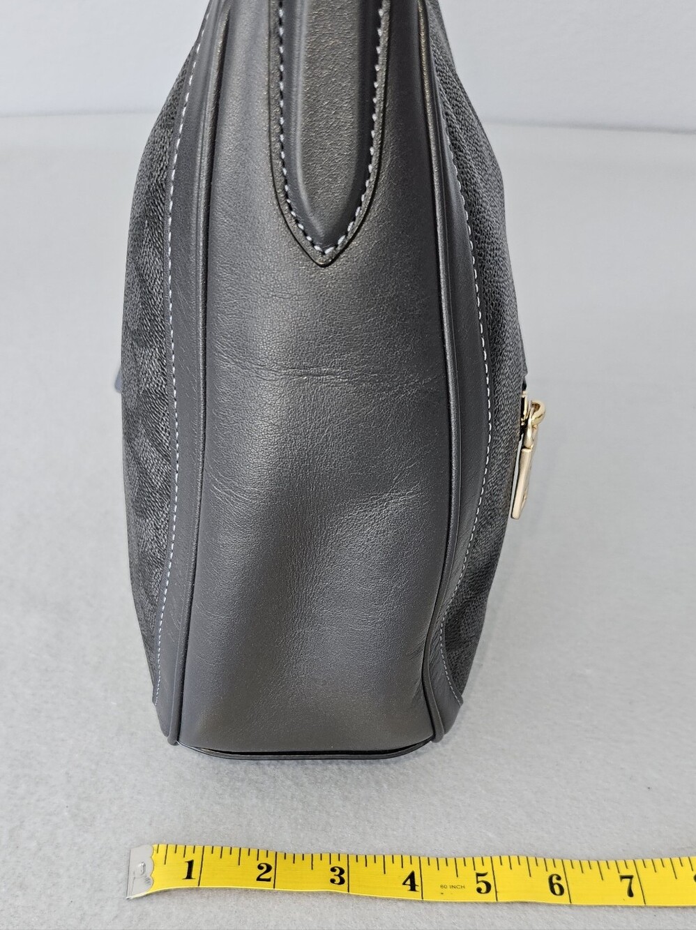 COACH EUC Sutton Signature Hobo Bag with Tassel In Charcoal Midnight Navy - Picture 16 of 16